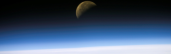 Columbia_Moon Columbia_Moon